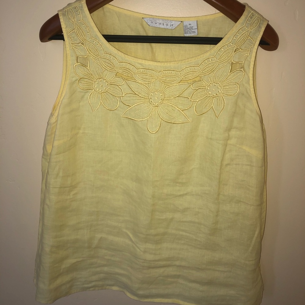 Tweeds Yellow Linen Flower Tank Top
